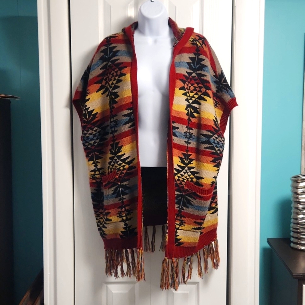 American Eagle Outfitters Southwestern Fringe Blanket Poncho Sweater/hood XS